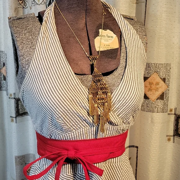 Retro Grey Seersucker Dress - Picture 2 of 11